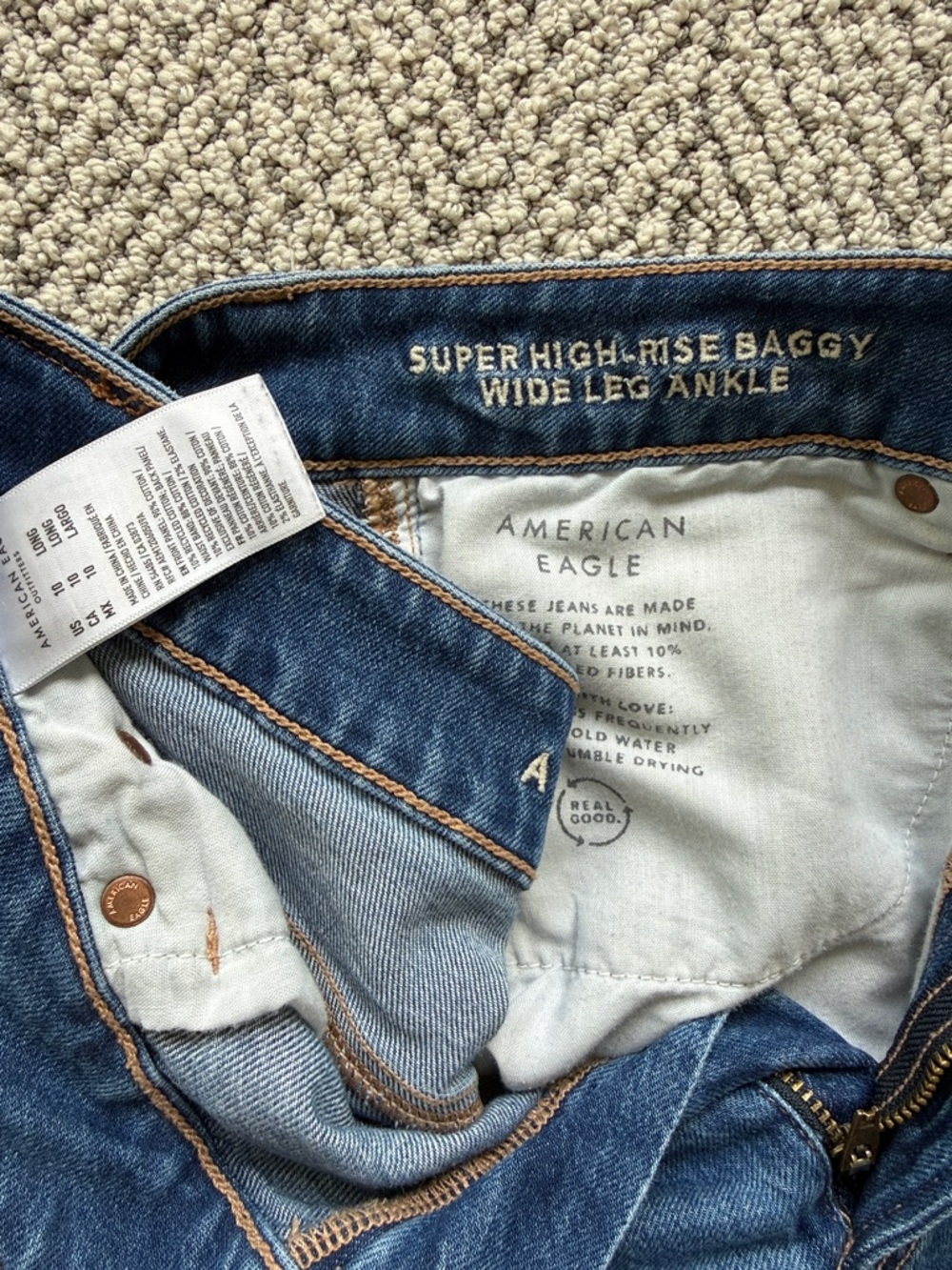 American Eagle Outfitters Super High-Rise Baggy Wide Leg Ankle Jeans - Blue